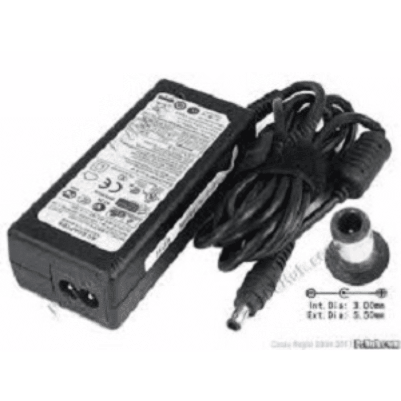 Samsung AC Adapter Charger 19V 3.16A 60W 5.5*3.0mm Pin in Nairobi Kenya - Image 1